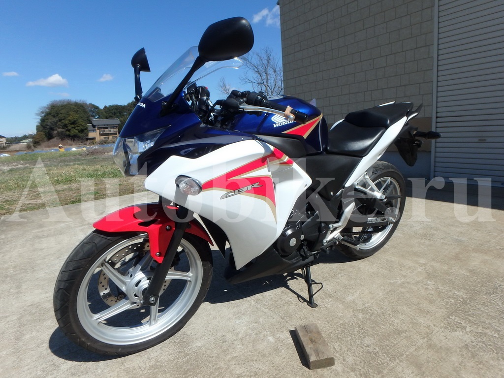 Купить мотоцикл Honda CBR250R-3 2011 фото 10